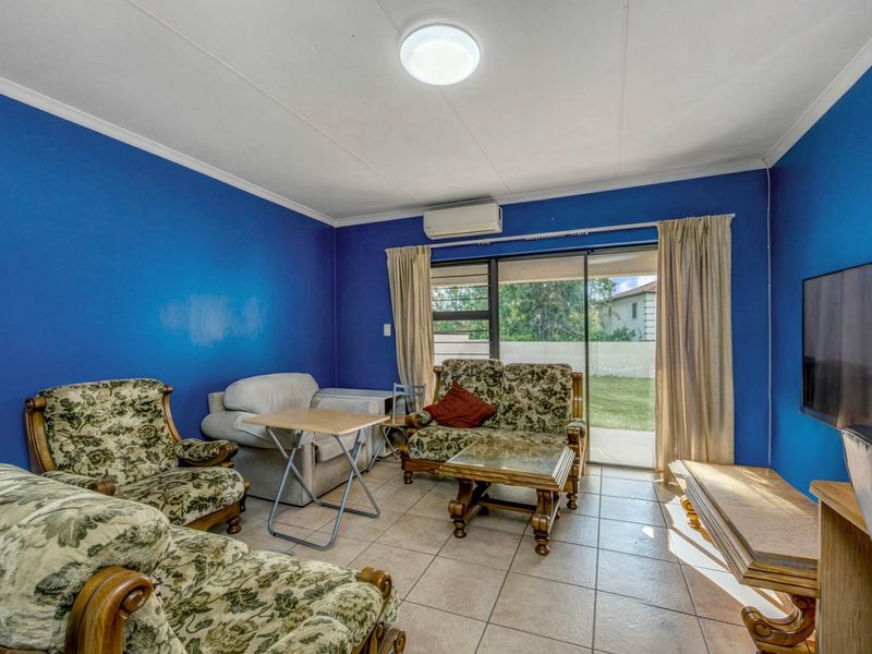 2‐Bed, 2‐Bath Pet-friendly Apartment with Sizeable Garden - Photo 4