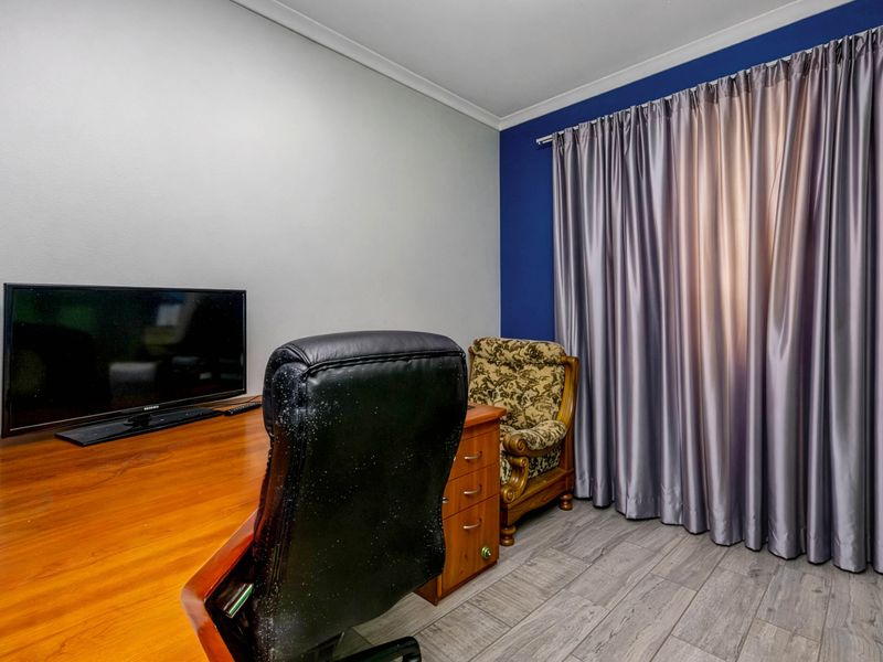 2‐Bed, 2‐Bath Pet-friendly Apartment with Sizeable Garden - Photo 6