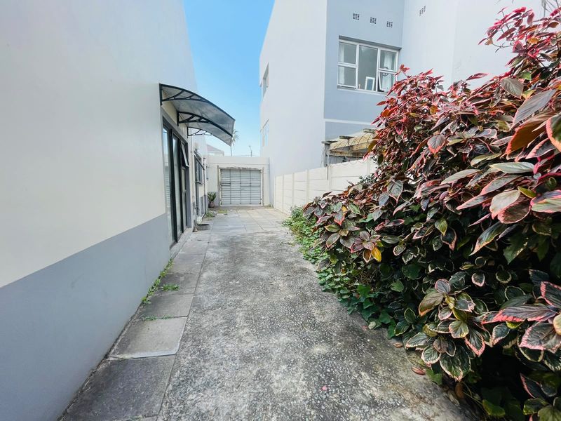 6-Bedroom Investment Property in Quigney with Excellent Rental Income Potential - Photo 6