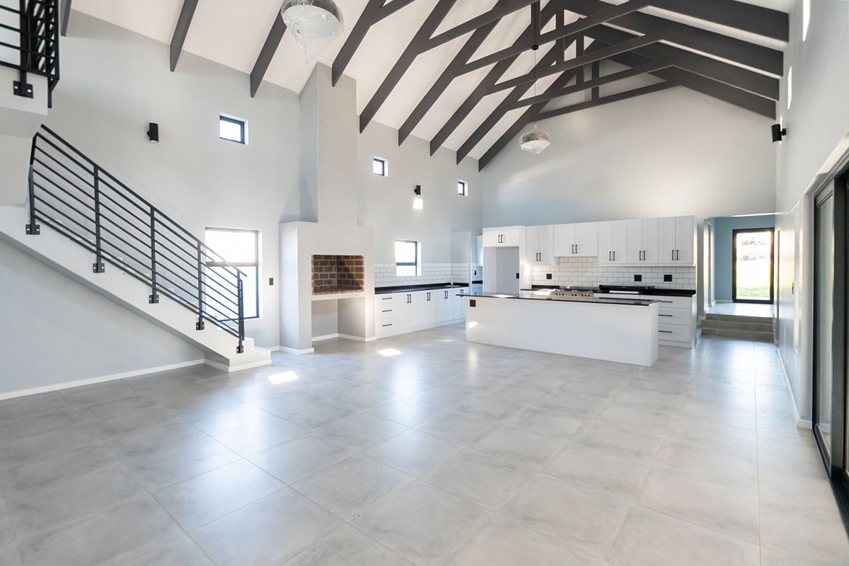 Brand-New Modern Home in The Ridge Estate – Designed for Relaxed Coastal Living - Photo 3