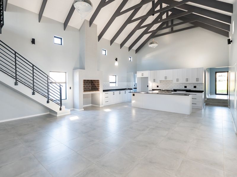 Brand-New Modern Home in The Ridge Estate – Designed for Relaxed Coastal Living - Photo 3