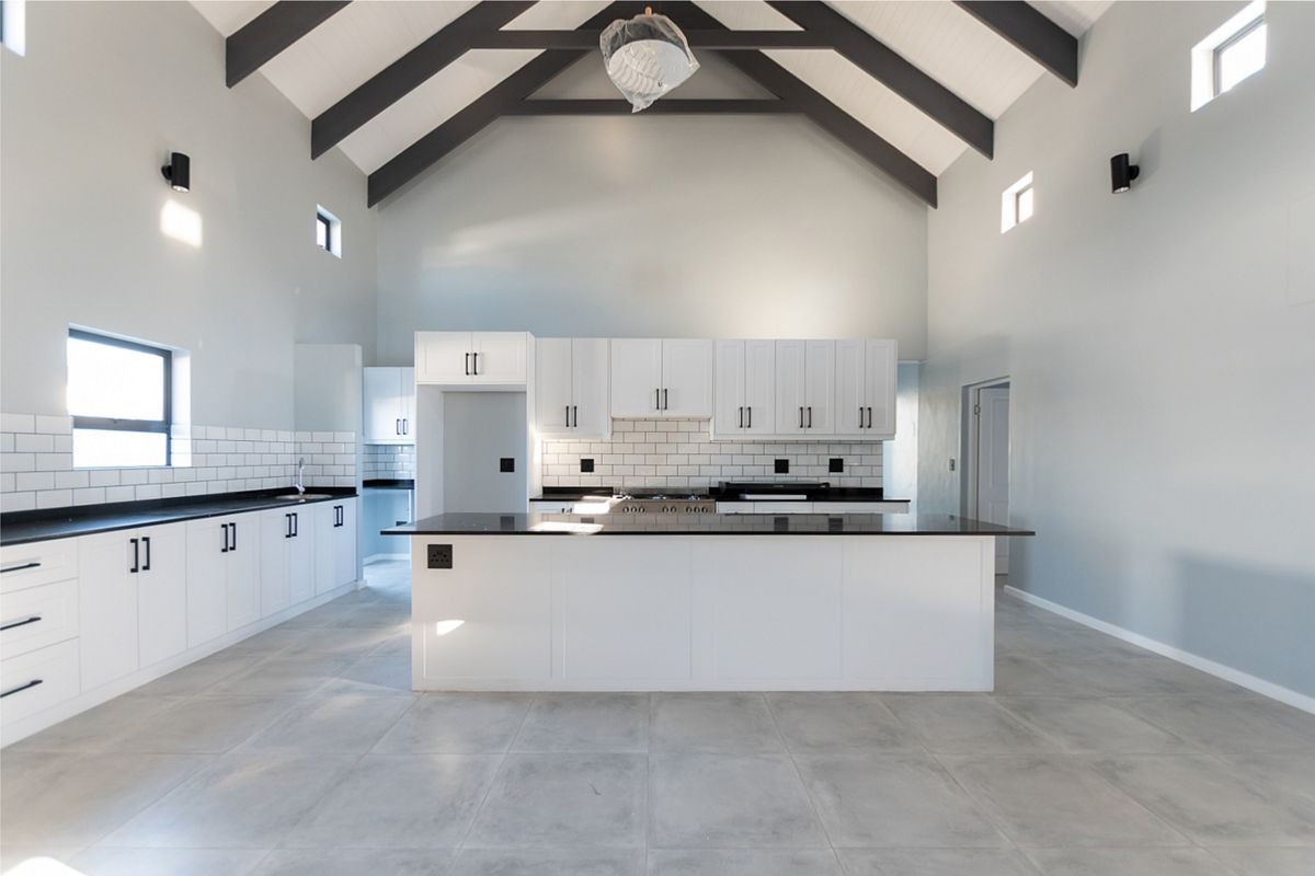 Brand-New Modern Home in The Ridge Estate – Designed for Relaxed Coastal Living - Photo 4