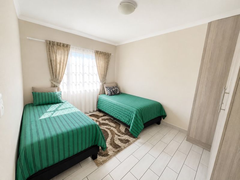 Modern 3-Bedroom Apartment in a Sought-After Estate. - Photo 8
