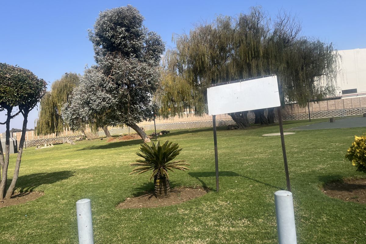 Apartment for Sale in Mulbarton, Johannesburg - Photo 5