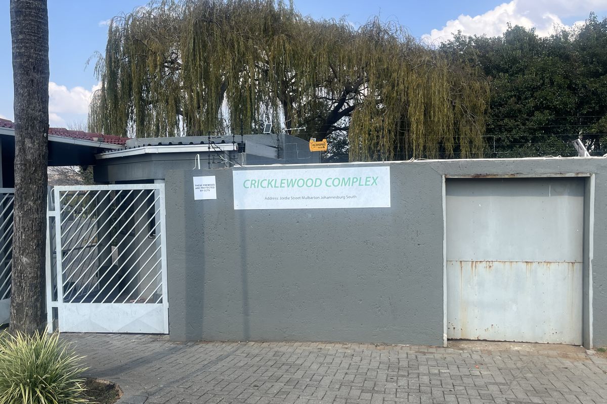 Apartment for Sale in Mulbarton, Johannesburg - Photo 2