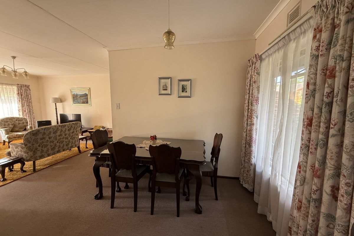 North-Facing End Unit with Space, Privacy and Endless Potential - Photo 3