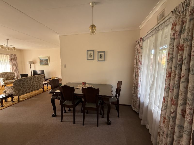North-Facing End Unit with Space, Privacy and Endless Potential - Photo 3