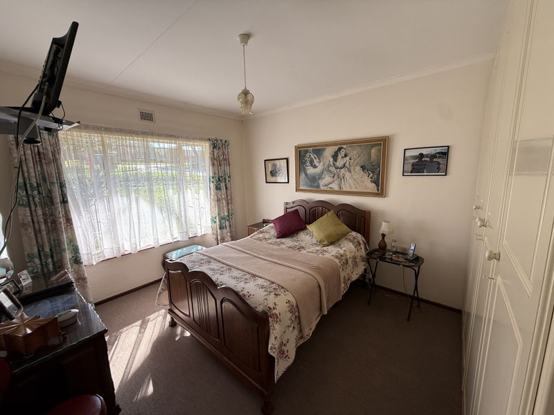 North-Facing End Unit with Space, Privacy and Endless Potential - Photo 6