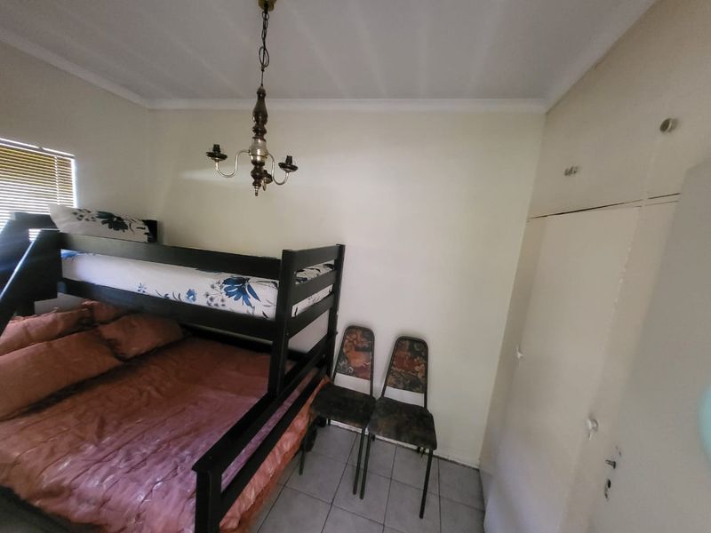Modern Ground Floor 2-Bedroom Townhouse for Sale in Rosettenville - Photo 4