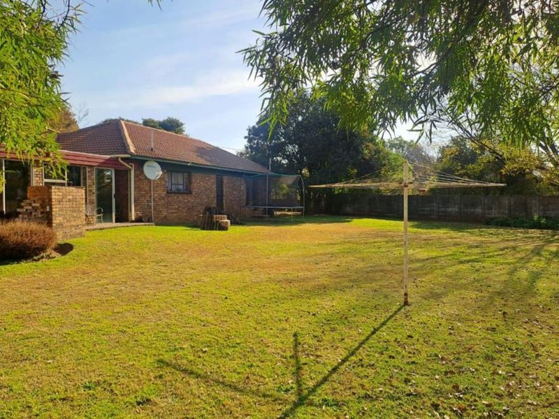3 Bedroom House - Photo 3