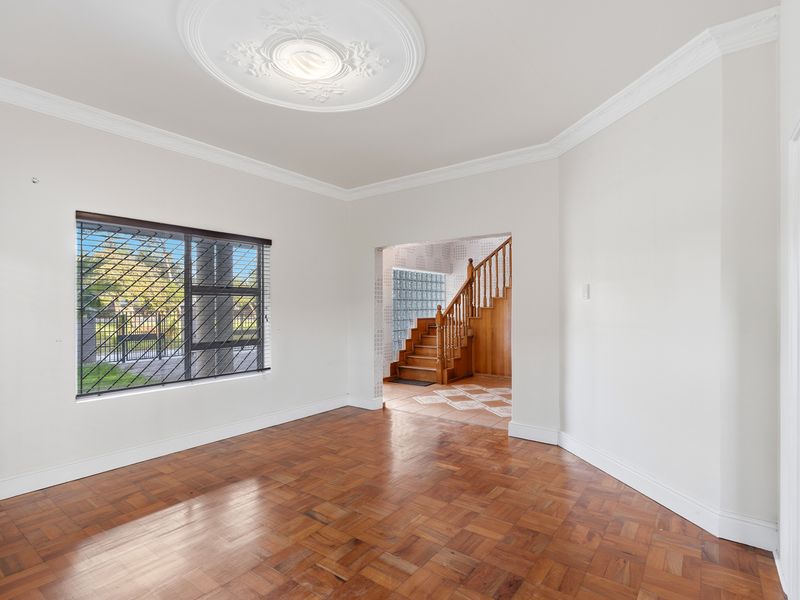 Grand Family Living with Exceptional Space and Versatility - Photo 8