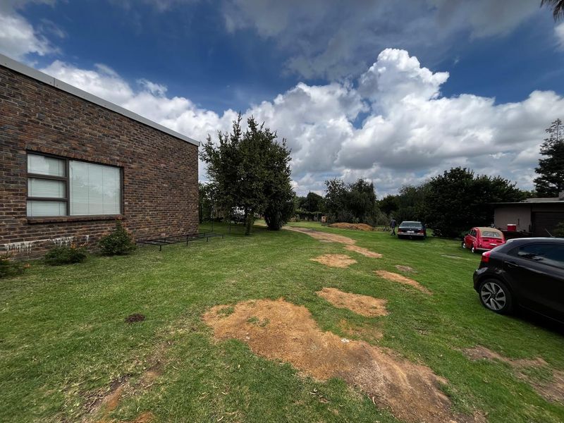 1 Bedroom Cottage in Prisedent Park - Photo 1