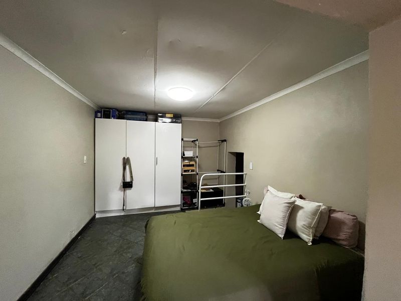 1 Bedroom Cottage in Prisedent Park - Photo 10