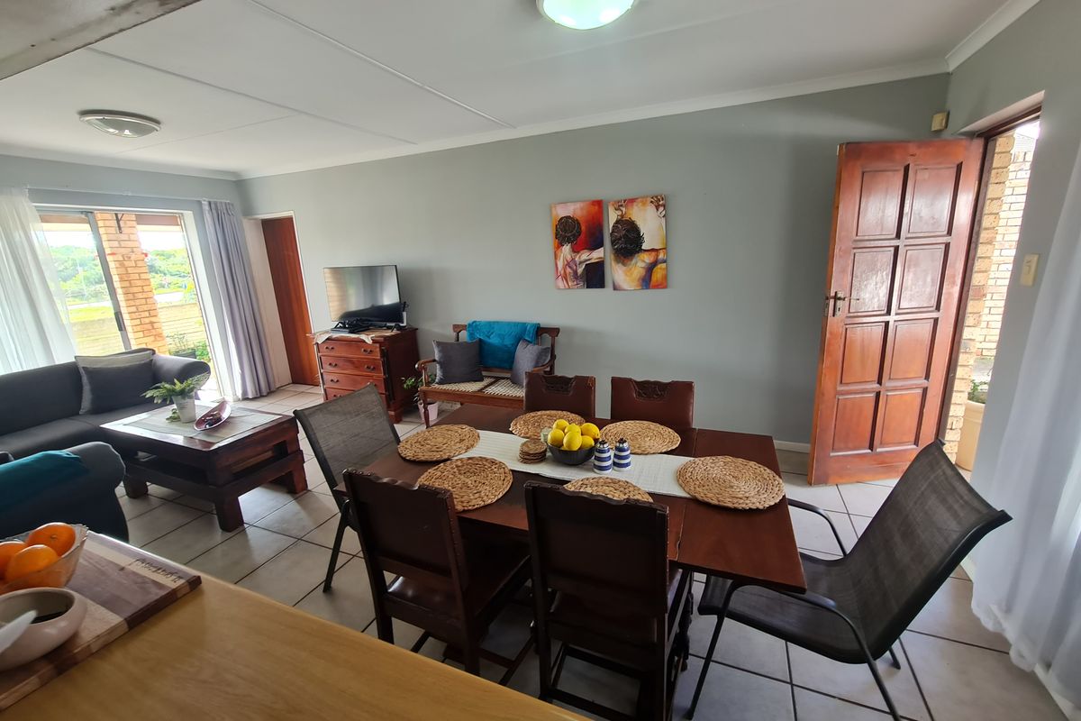 Townhouse Convenience Ticking All Your Boxes in Aston Bay, Jeffreys Bay - Photo 4