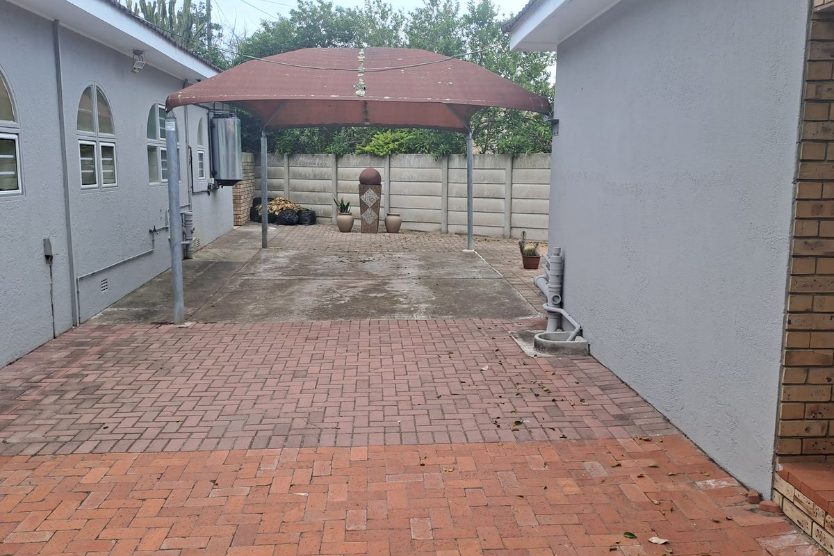 Spacious Garden Flat to rent in Westering - Photo 2