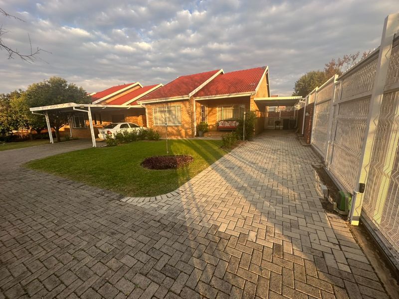 Townhouse for sale in Parys - Photo 2