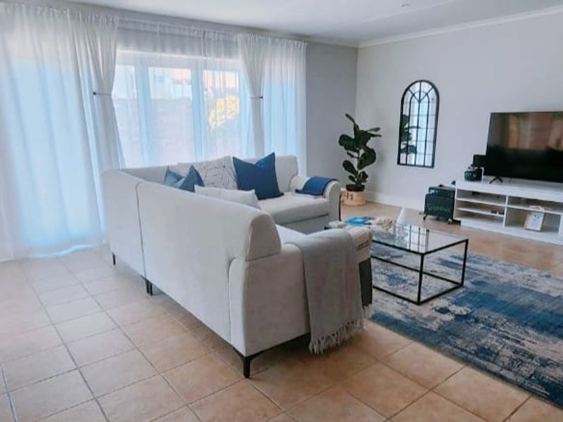 3-Bedroom Townhouse - Photo 2