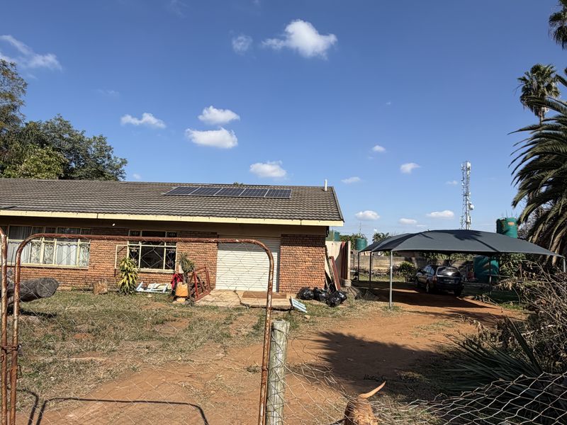 3 bedroom house for sale in Louis Trichardt - Photo 2