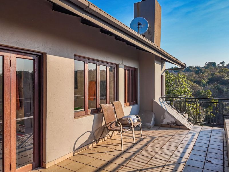 5 Bedroom multi level family home in Sonheuwel Ext 1 Nelspruit - Photo 6