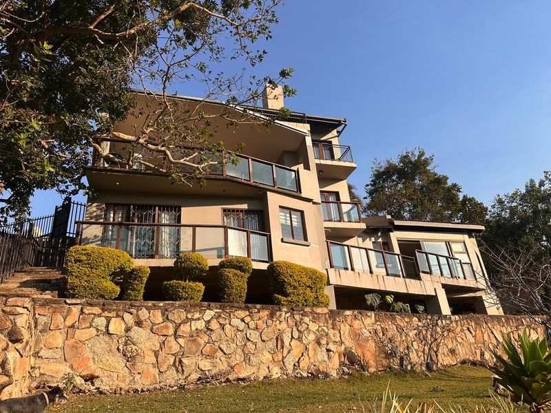 5 Bedroom multi level family home in Sonheuwel Ext 1 Nelspruit - Photo 3