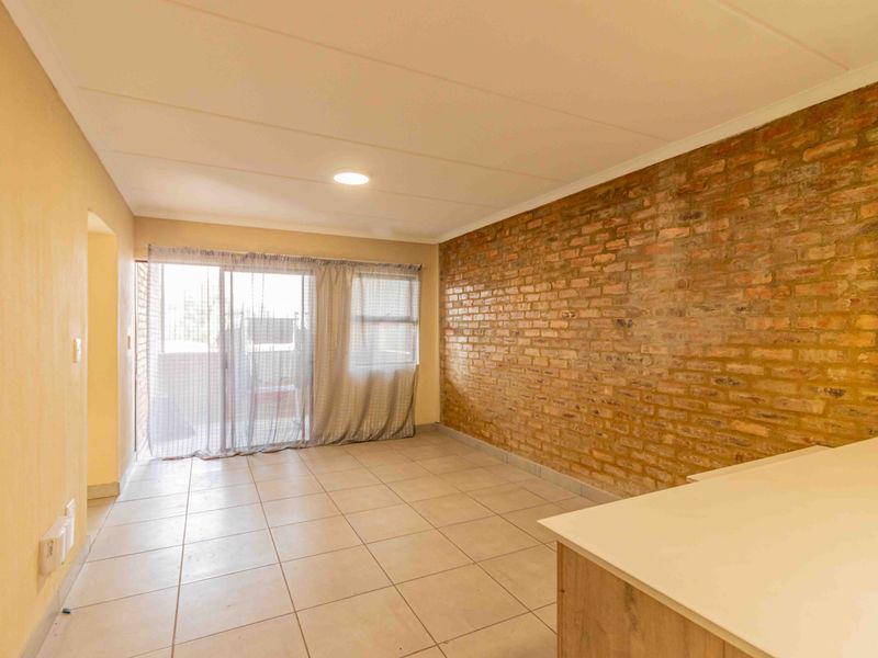 Live Auction!!! Bidding to Start from R495 000!!! Live Auction!!! - Photo 5