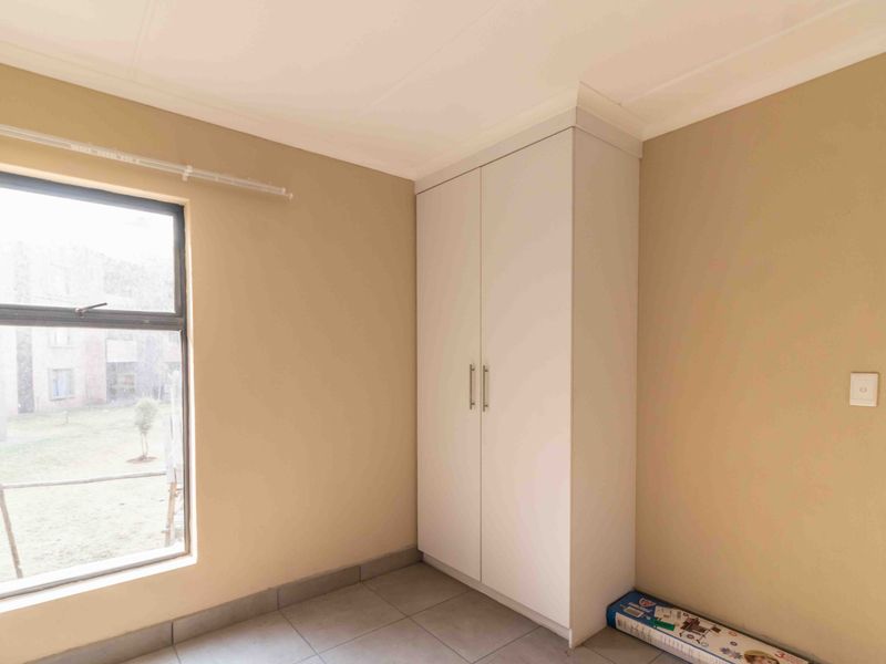 Live Auction!!! Bidding to Start from R495 000!!! Live Auction!!! - Photo 7