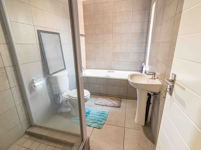 Live Auction!!! Bidding to Start from R495 000!!! Live Auction!!! - Photo 6