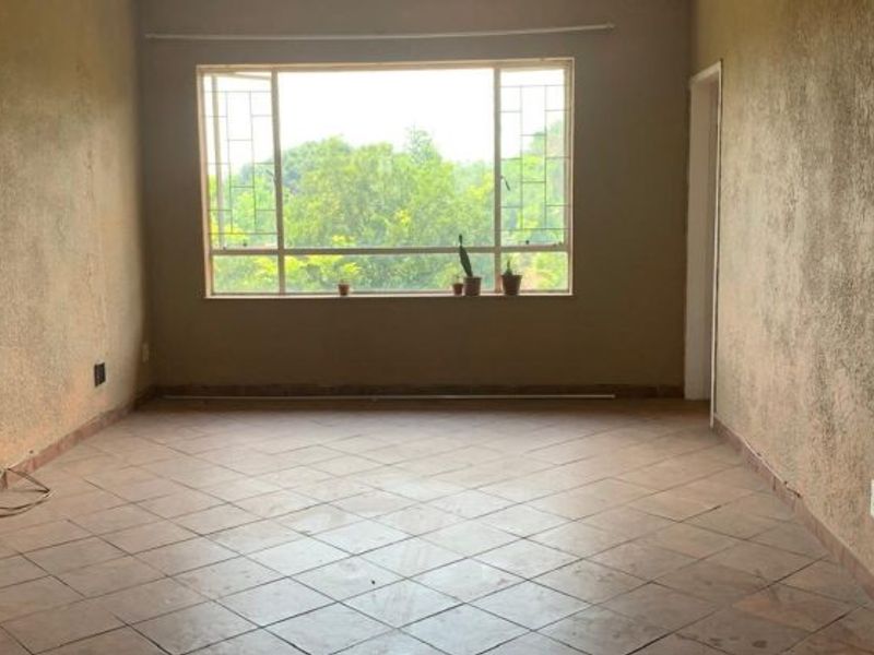 2  Lovey bedr  apartment for sale in Pretoria Gardens - Photo 2