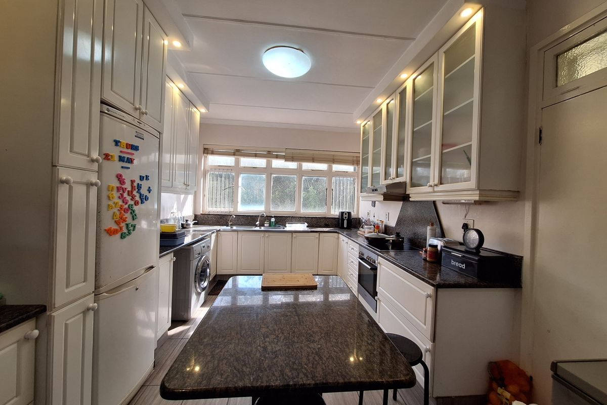 Apartment For Sale In Durban - Photo 5