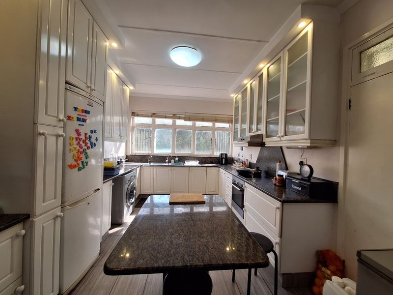 Apartment For Sale In Durban - Photo 5