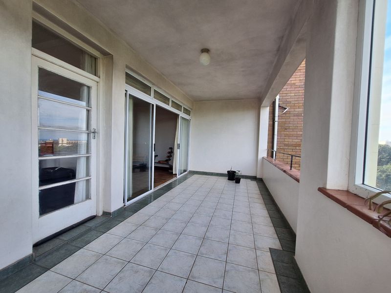 Apartment For Sale In Durban - Photo 2