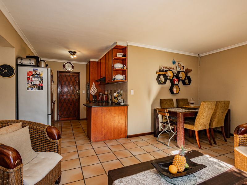 Charming 3-bedroom house in Brackenfell South, perfect for families seeking comfort and convenience - Photo 9