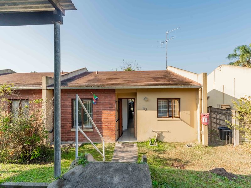 Your Perfect First Step, Smart Investment or Effortless Downsize! - Photo 4