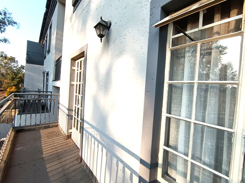 2-Bedroom Apartment Offering Comfort, Security & Lifestyle - Photo 4