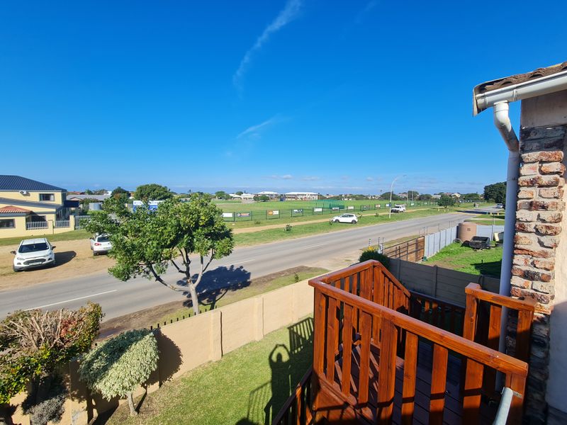 Exciting Opportunity to Own this Versatile Property in Wavecrest, Jeffreys Bay - Photo 3