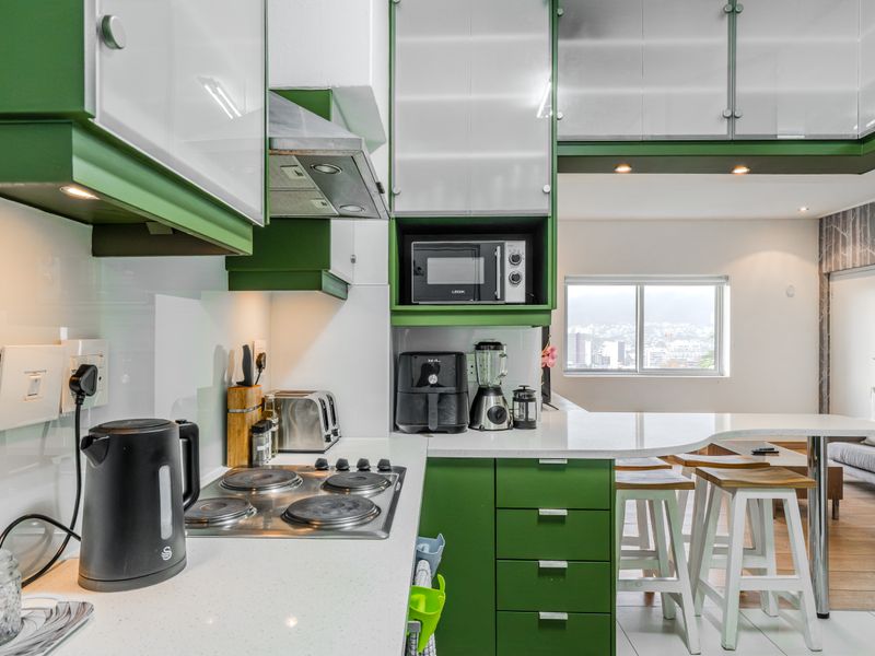 Modern 2-Bedroom Apartment in the Heart of Bo-Kaap - Photo 10