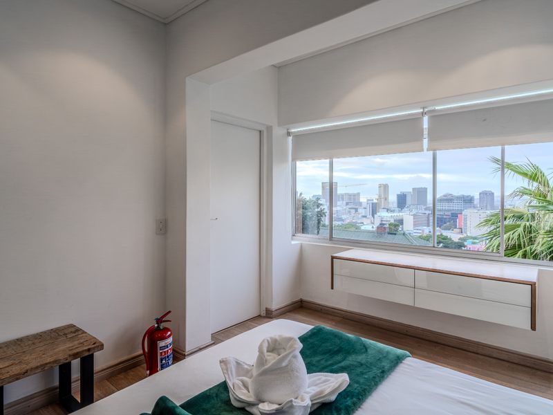 Modern 2-Bedroom Apartment in the Heart of Bo-Kaap - Photo 7