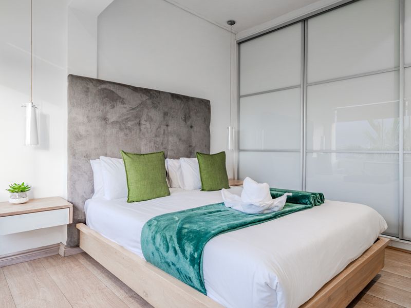 Modern 2-Bedroom Apartment in the Heart of Bo-Kaap - Photo 6
