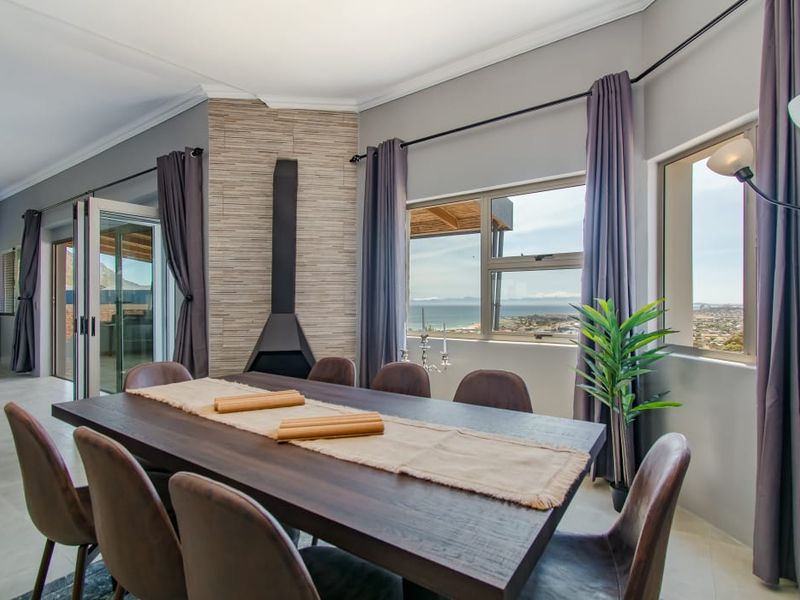 Brand new 4-bedroom Fully Furnished House for Rent – 6 months rental only! - Photo 9