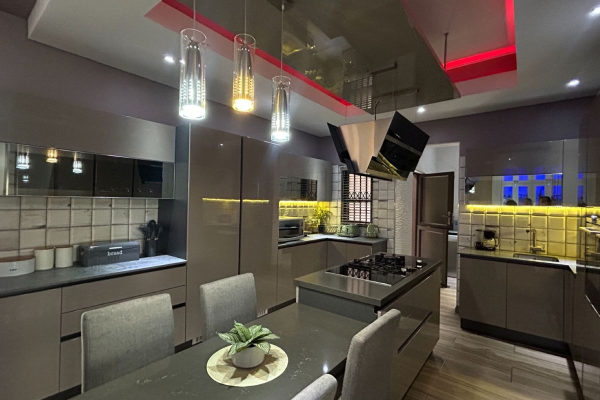 Stylish Double-Storey Home in Secure Eco Estate - Photo 3