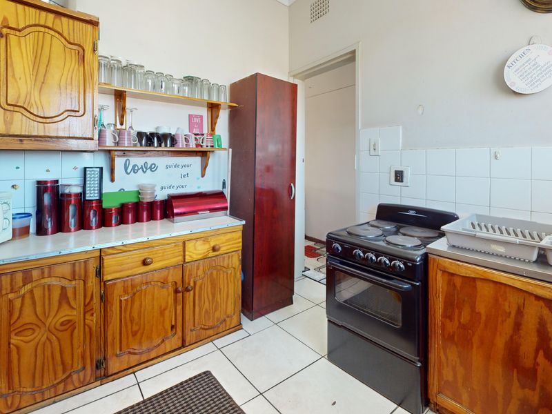 Spacious Apartment Living in the Heart of Marlands - Photo 7