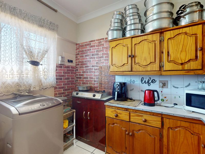 Spacious Apartment Living in the Heart of Marlands - Photo 6
