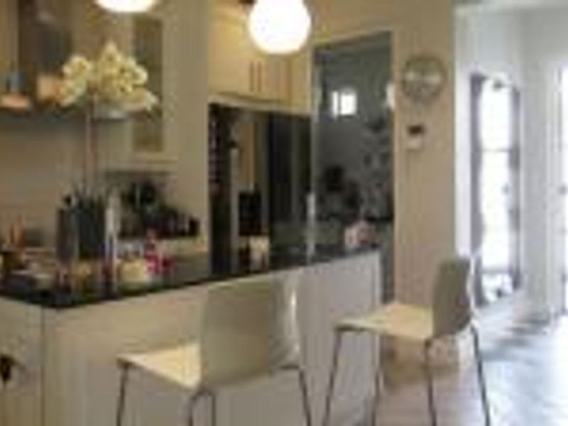 Modern 3 Bed, 3 Bath, 2 garages apartment for Sale in  Bryanston at The Winston - Photo 6