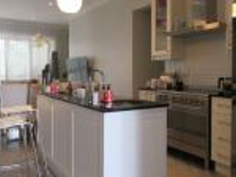 Modern 3 Bed, 3 Bath, 2 garages apartment for Sale in  Bryanston at The Winston - Photo 4