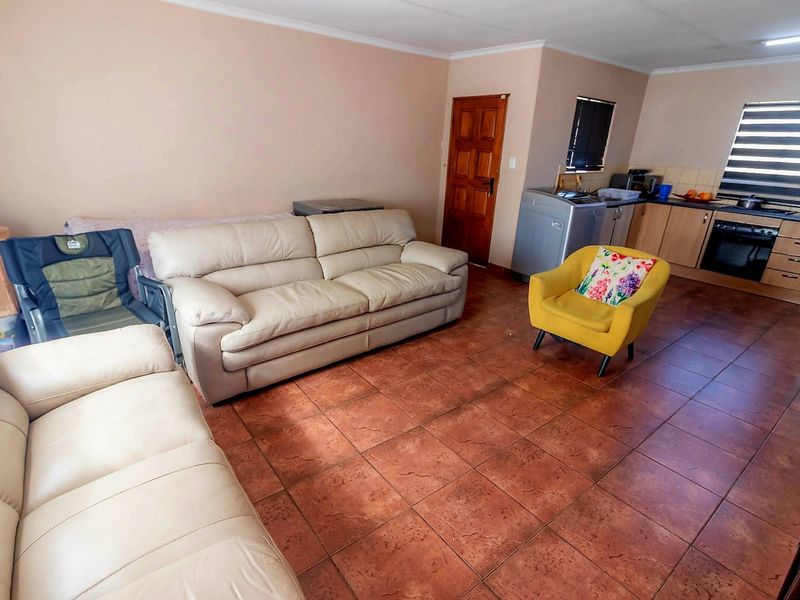 Comfort, Convenience & Secure Living - Photo 6