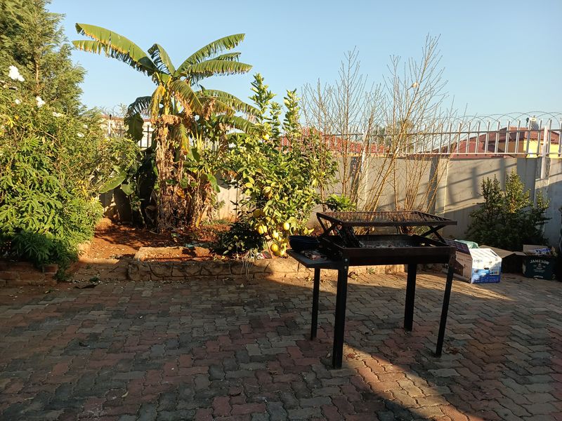 The Home You've Been Waiting For - Photo 4