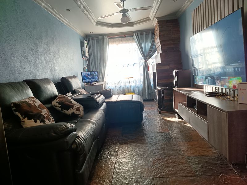 The Home You've Been Waiting For - Photo 8