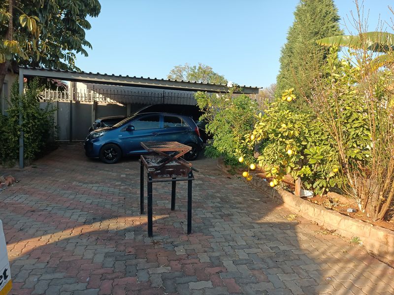 The Home You've Been Waiting For - Photo 3