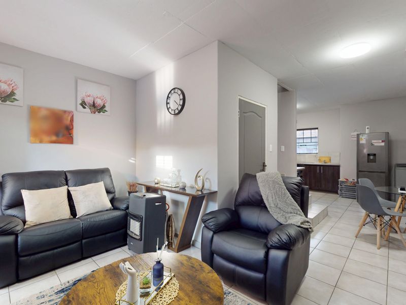 Spacious and modern apartment. - Photo 2