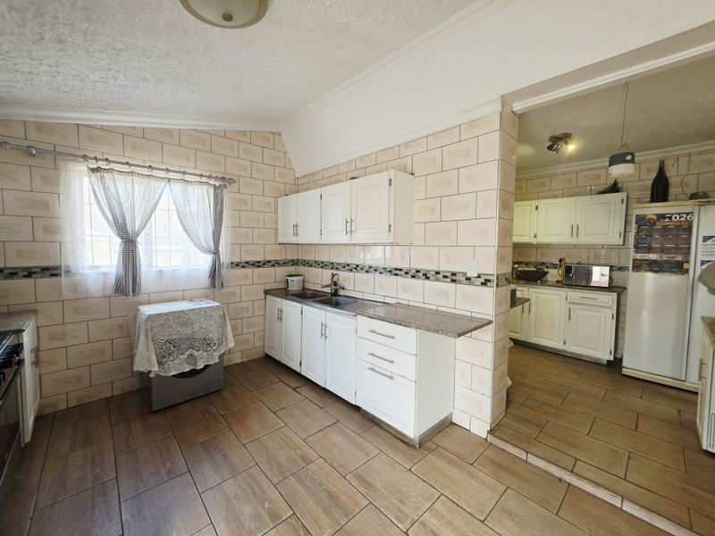 Spacious Family Home with Income Potential - Photo 6